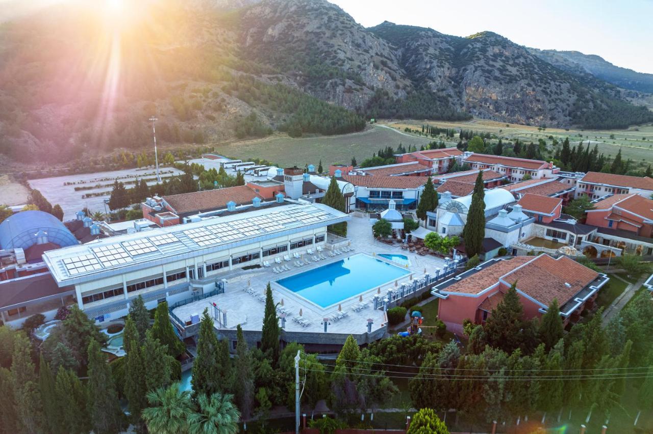 Spa Hotel Colossae Thermal Karahayit  Exterior photo Aerial view of the campus