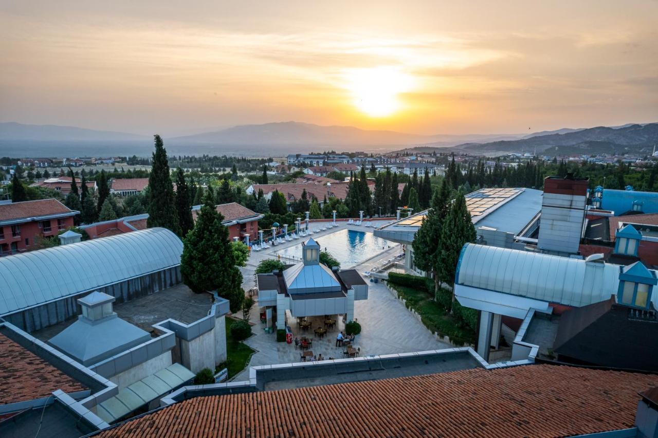 Spa Hotel Colossae Thermal Karahayit  Exterior photo The University of Patras