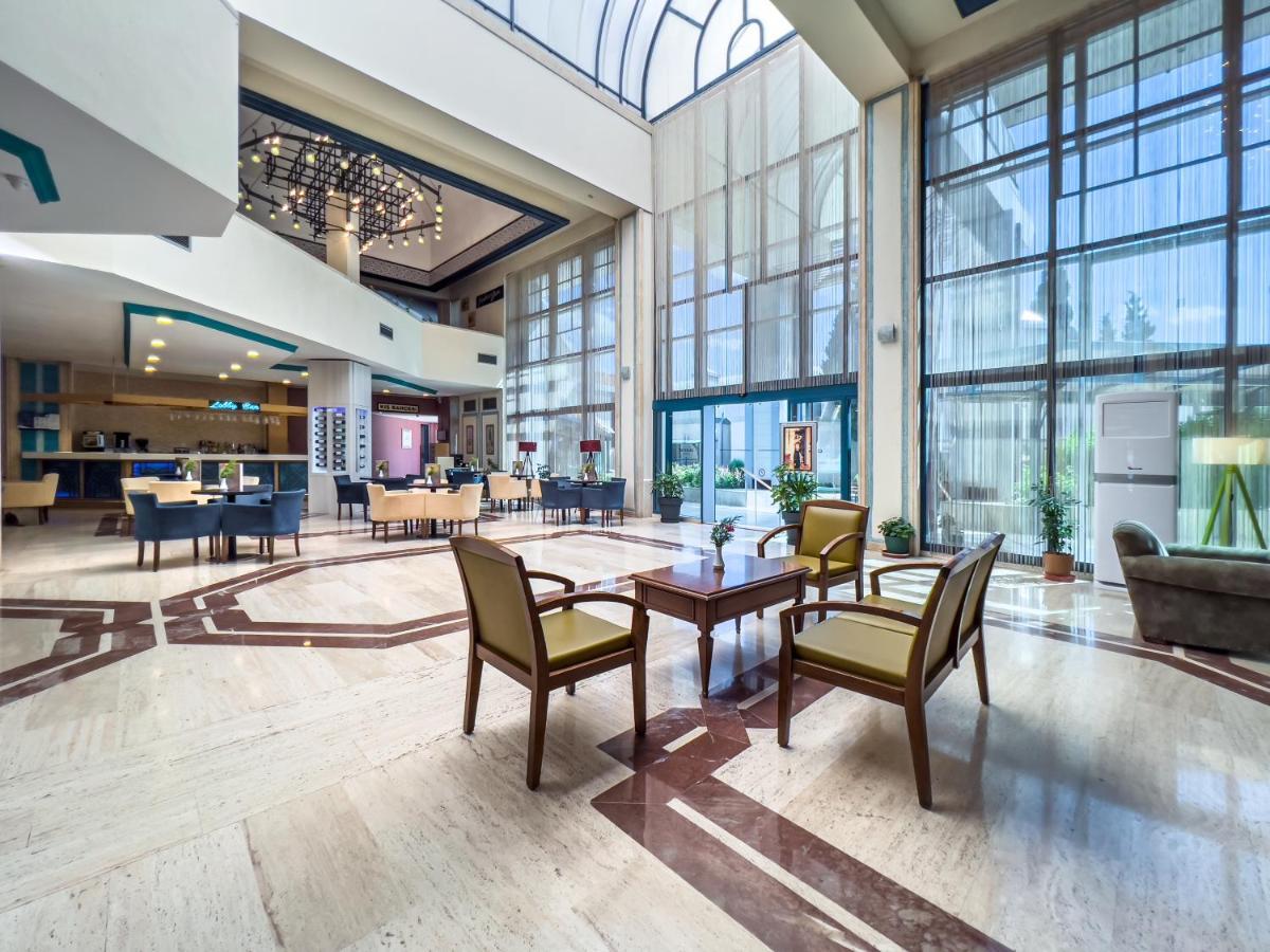 Spa Hotel Colossae Thermal Karahayit  Exterior photo Lobby